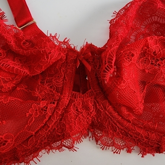 Victoria's Secret Red Unlined Lace Demi Bra 38D - Picture 6 of 9